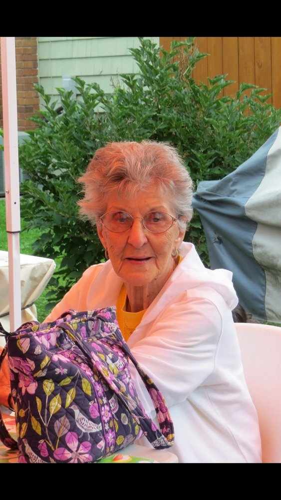 Rose DeBottis