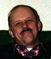 Daniel  Tokarz
